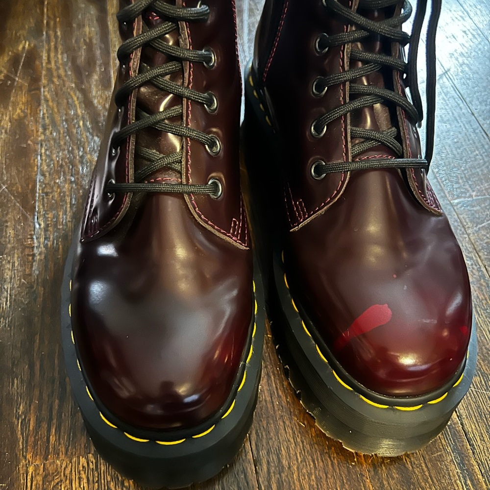 Dr. Martens Jadon Platform Leather Boots size 9 Cherry Red Arcadia